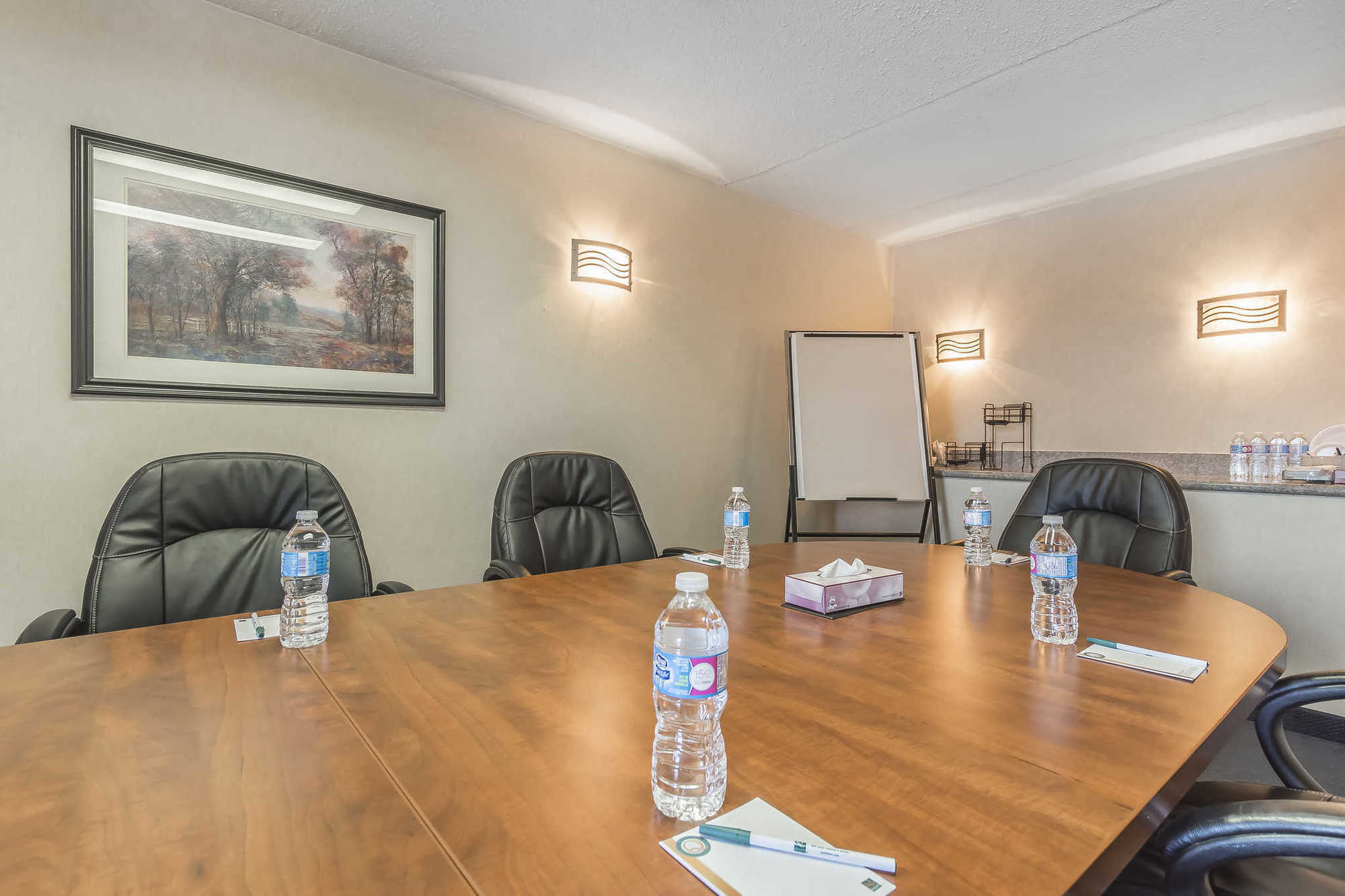 Quality Inn & Suites 5585 Ambler Drive Mississauga Ontario Удобства фото